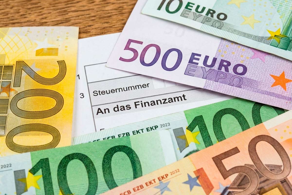 Новые пороги соцвзносов в Германии с 2027: сколько вы потеряете. Фото: ausnews.de